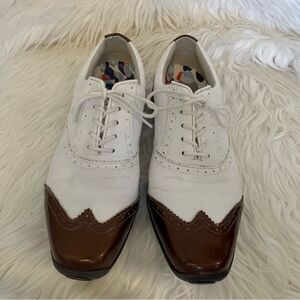 FOOTJOY LoPro Women’s spike less White/Brown Patent Leather Wing Tip Sz 7M Golf